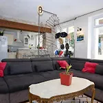Feriehus Casanova House, Comfort, Swimming Pool, View, Garage Espaly-Saint-Marcel