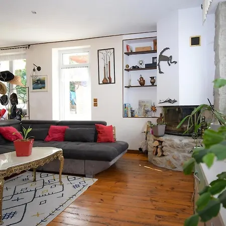 Holiday home Casanova House, Comfort, Swimming Pool, View, Garage Espaly-Saint-Marcel