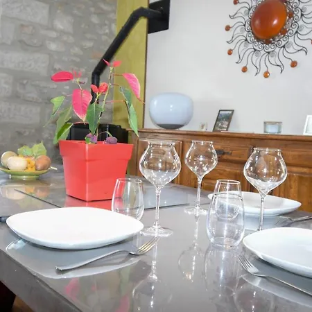 Casanova House, Comfort, Swimming Pool, View, Garage * Espaly-Saint-Marcel